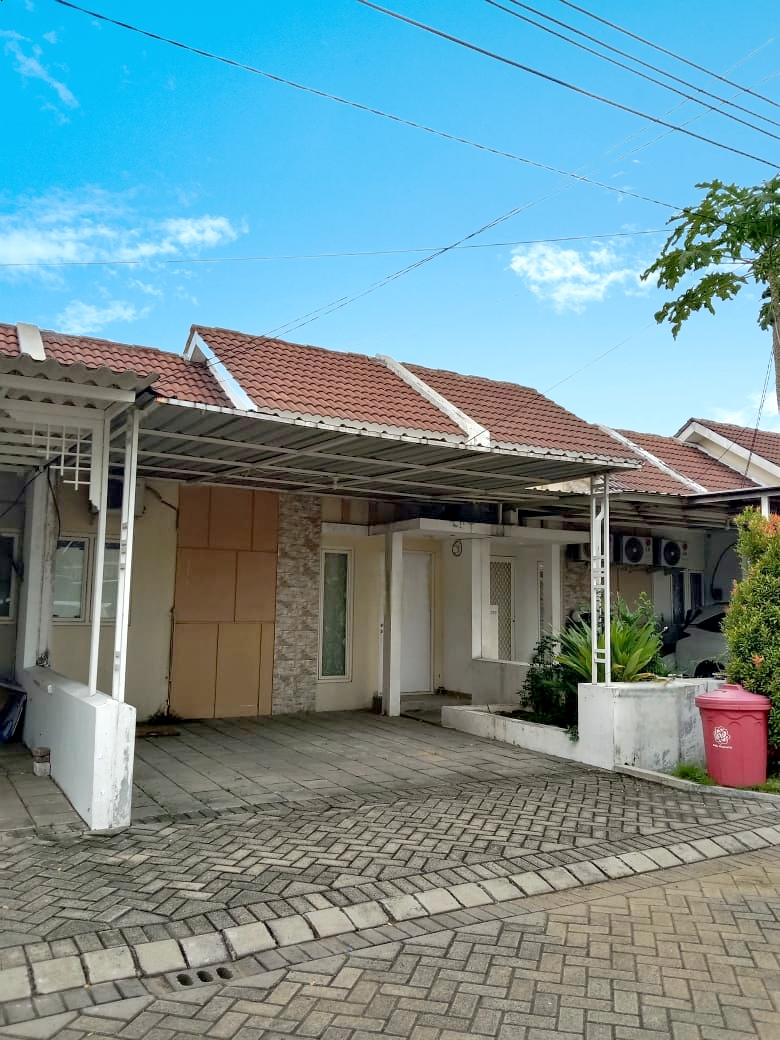Tampak Depan